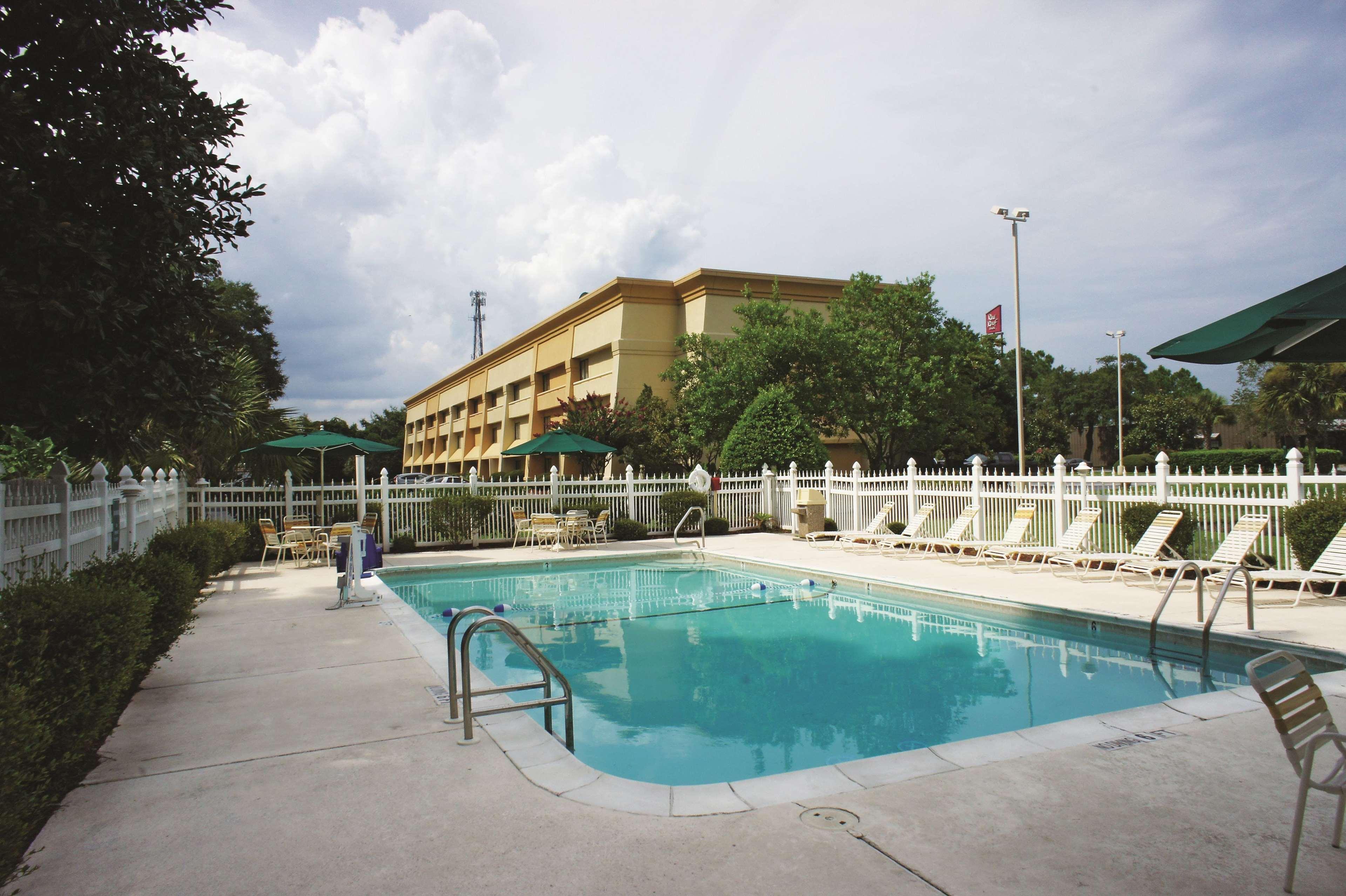 Wingate By Wyndham Brunswick Ga I-95 Hotel Buitenkant foto